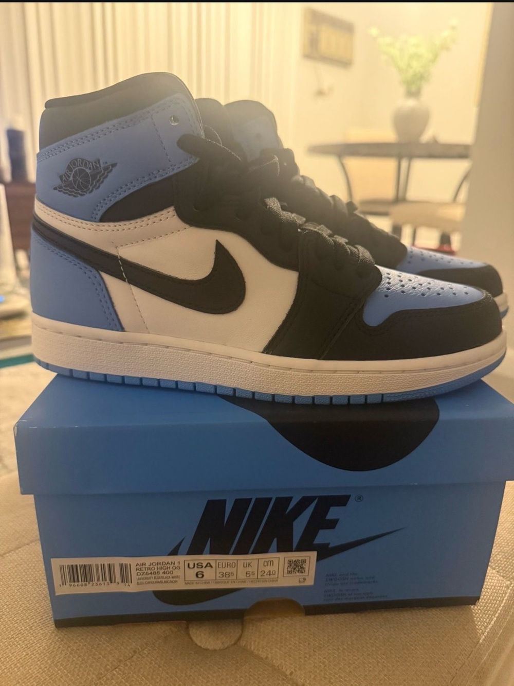 Jordan High-Top Sneakers Black White University Blue